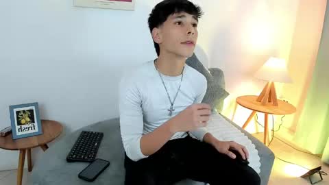 Snapshot of jacob_colliins chatting on 05.14.26 jacob_colliins online show from 05.14.26