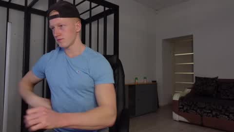 Snapshot of jacob_devon chatting on 03.10.25 JACOB DEVON online show from 03.10.25