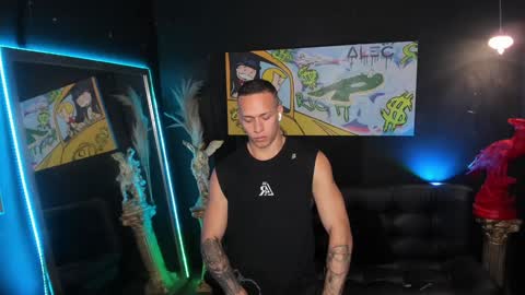 JACOB JAMES online show from 02.08.25