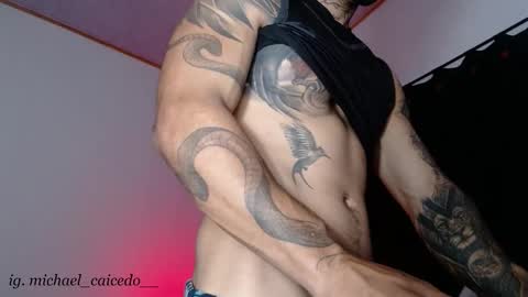 Michael Caicedo online show from 09.19.25