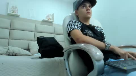Snapshot of jacobrobeerts chatting on 01.28.25 Jacob online show from 01.28.25