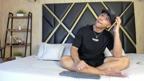 Snapshot of jacobvos chatting on 01.06.26 Jacob Vos online show from 01.06.26