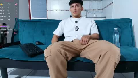 Snapshot of jacques_cardiet chatting on 06.04.26 jacobo online show from 06.04.26