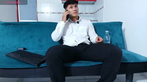 Snapshot of jacques_cardiet chatting on 06.19.26 jacobo online show from 06.19.26