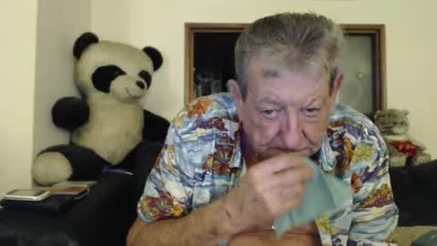 Snapshot of jacques_de_france chatting on 04.22.26 Jacques online show from 04.22.26