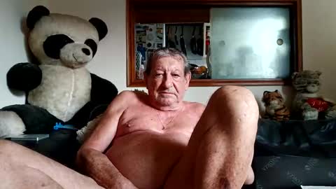 Snapshot of jacques_de_france chatting on 05.28.26 Jacques online show from 05.28.26