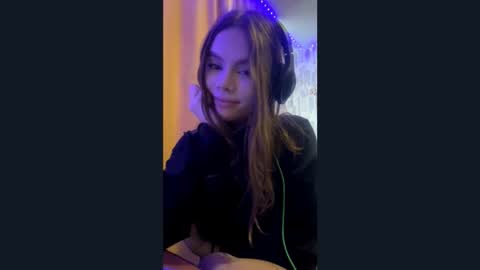 Adeline online show from 10.15.25