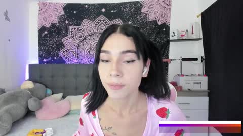 Snapshot of jade__weed chatting on 01.23.25   online show from 01.23.25