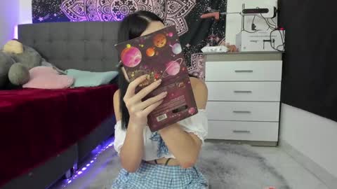 Snapshot of jade__weed chatting on 02.07.25   online show from 02.07.25