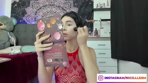 Snapshot of jade__weed chatting on 02.14.25   online show from 02.14.25