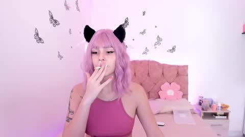 Snapshot of jade__weed chatting on 10.27.25   online show from 10.27.25