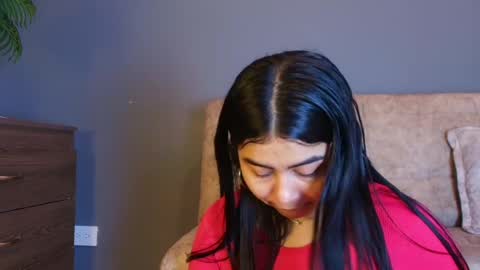 Snapshot of jade_brunnette chatting on 05.24.26 Jade Brunete online show from 05.24.26