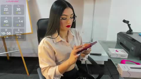 Snapshot of jade_connor chatting on 05.30.26 jade_connor online show from 05.30.26
