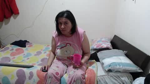 jade y noah online show from 10.22.25