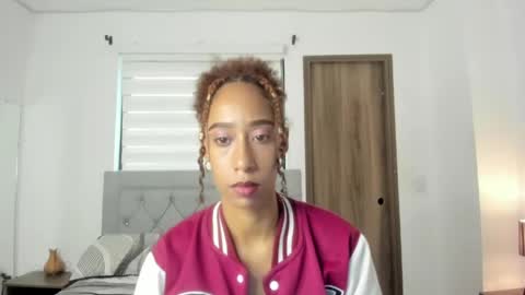 Jade smile online show from 04.15.26