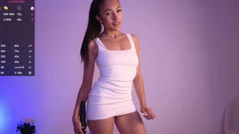 Jade Paris online show from 10.19.25