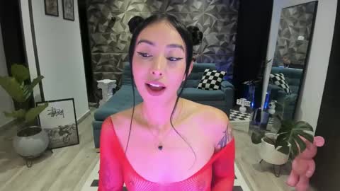 Snapshot of jade_porn chatting on 03.09.25 Jade independent model online show from 03.09.25