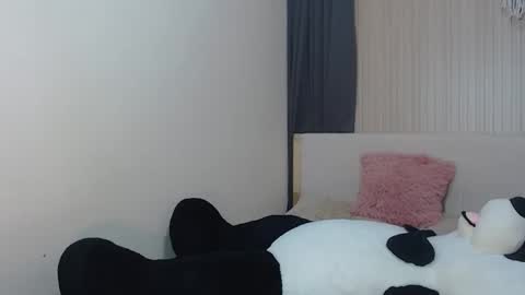 Snapshot of jade_the_vergin02 chatting on 10.22.25 Adriana online show from 10.22.25