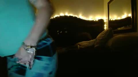 Snapshot of jaded4y0u chatting on 01.30.25 Jade1886 online show from 01.30.25