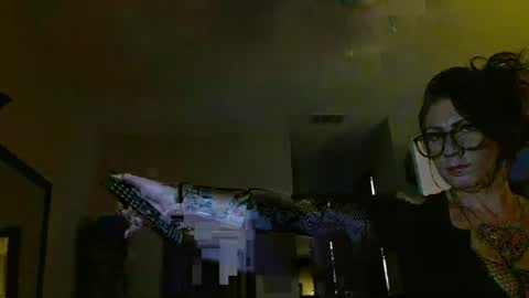 Snapshot of jaded4y0u chatting on 02.14.25 Jade1886 online show from 02.14.25