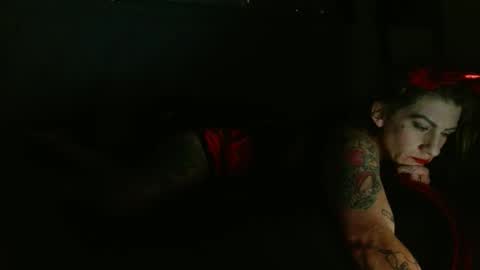 Snapshot of jaded4y0u chatting on 10.22.25 Jade1886 online show from 10.22.25