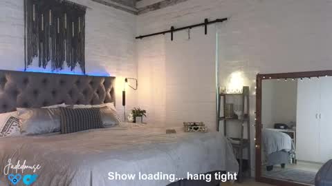 Jade online show from 09.18.25