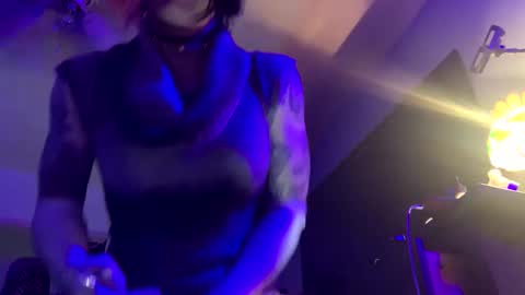 Snapshot of jadedrose88 chatting on 12.20.24 jadedrose88 online show from 12.20.24