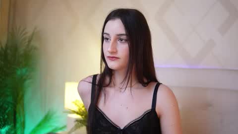 Snapshot of jadehazy chatting on 11.26.25 Jade online show from 11.26.25