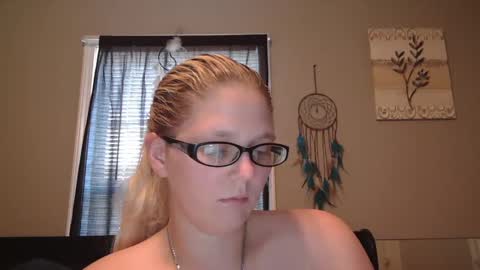 JadeLuv online show from 12.22.24