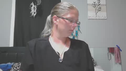 JadeLuv online show from 09.17.25