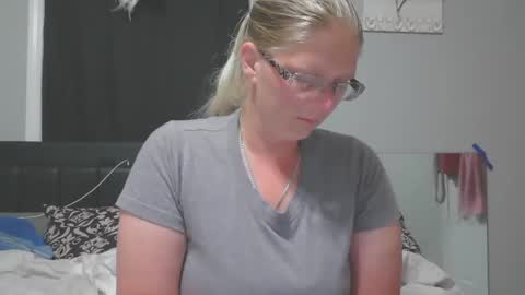 JadeLuv online show from 10.02.25