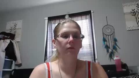 JadeLuv online show from 02.10.26