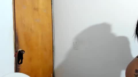 Jade Smith online show from 10.29.25