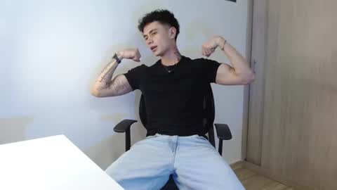 Snapshot of jaico_santos1 chatting on 07.25.26 Jaico online show from 07.25.26