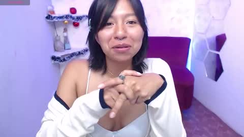 Snapshot of jaina_angel_ chatting on 12.21.25 Jaina online show from 12.21.25