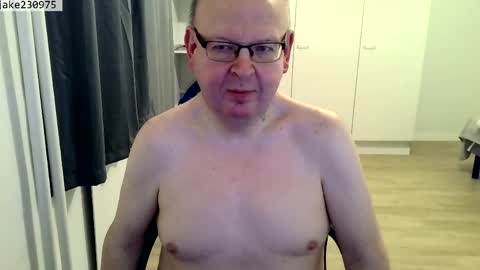 Snapshot of jake230975 chatting on 04.02.26 Jake2309 online show from 04.02.26
