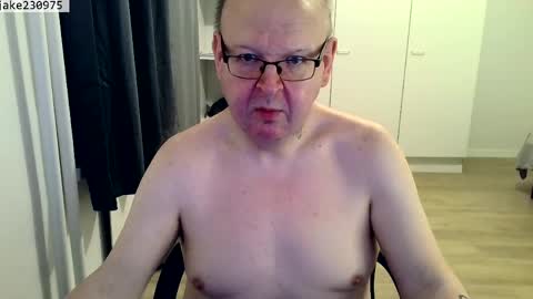 Snapshot of jake230975 chatting on 04.10.26 Jake2309 online show from 04.10.26