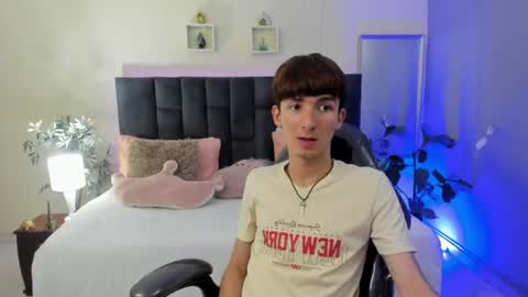 Snapshot of jake_evanss_ chatting on 06.13.26 JAKE online show from 06.13.26