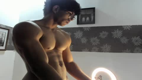 jake_hill1 online show from 01.19.25