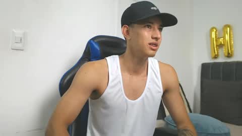 Snapshot of jake_shadow14 chatting on 05.29.26 Hi guys im new 3 online show from 05.29.26