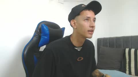 Snapshot of jake_shadow14 chatting on 06.04.26 Hi guys im new 3 online show from 06.04.26