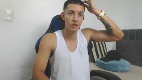 Snapshot of jake_shadow14 chatting on 06.05.26 Hi guys im new 3 online show from 06.05.26