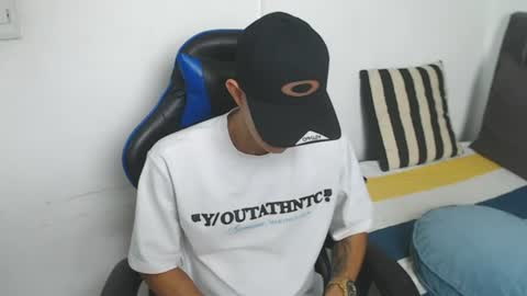 Snapshot of jake_shadow14 chatting on 06.13.26 Hi guys im new 3 online show from 06.13.26