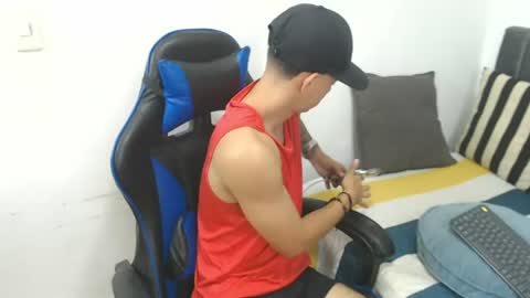 Snapshot of jake_shadow14 chatting on 06.18.26 Hi guys im new 3 online show from 06.18.26