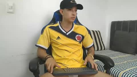 Snapshot of jake_shadow14 chatting on 07.03.26 Hi guys im new 3 online show from 07.03.26