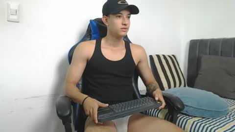 Snapshot of jake_shadow14 chatting on 07.15.26 Hi guys im new 3 online show from 07.15.26