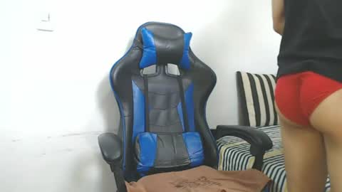 Snapshot of jake_shadow14 chatting on 07.17.26 Hi guys im new 3 online show from 07.17.26