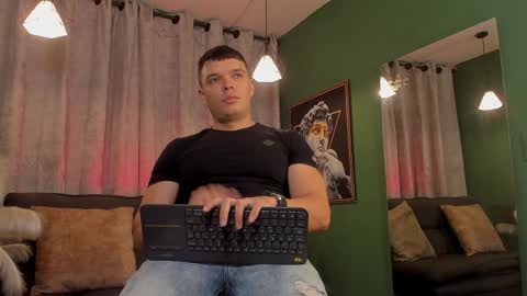 Snapshot of jakee_tyler chatting on 04.08.26 Jake Tyler online show from 04.08.26