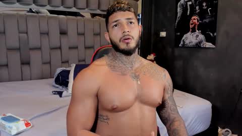 my name is sebas If you come here dont hesitate to say hello Im a guy who really likes having conversations and having hot online show from 03.08.26