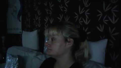 Snapshot of jakkilouise chatting on 10.29.25 JAKKI LOUISE pornstar online show from 10.29.25